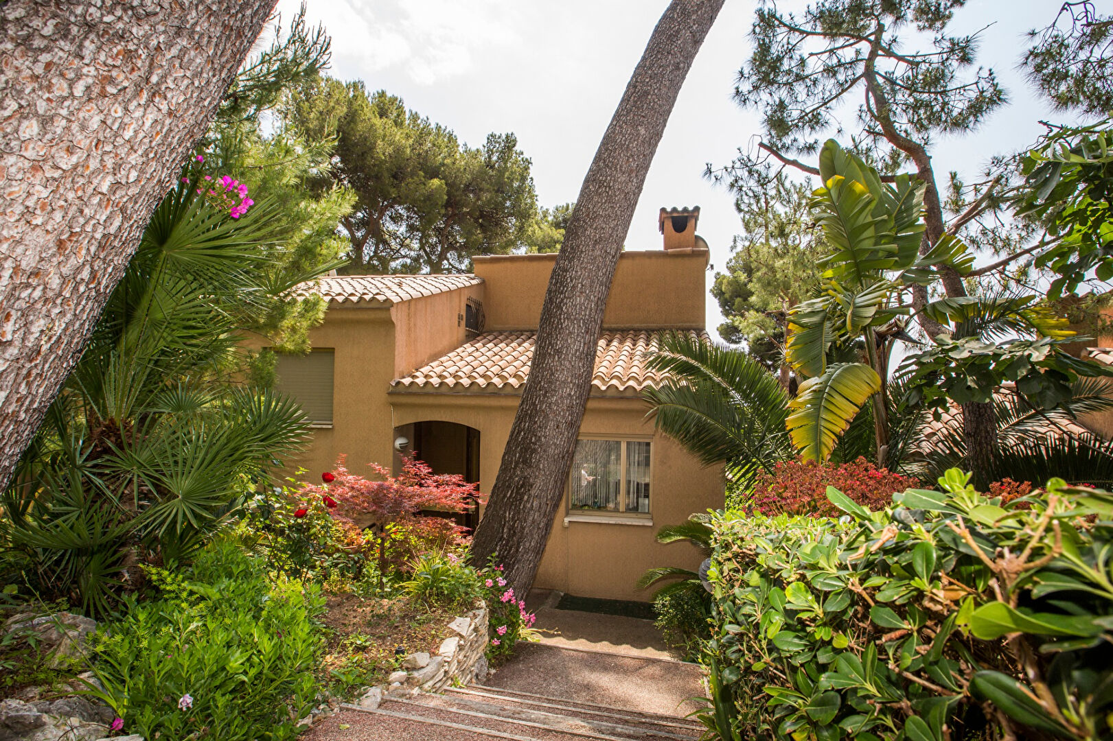 Villa  Eze Bord de Mer (06360)  - Résidence sécurisée, Piscine, Tennis  - Villa  3 pièces 75 m2