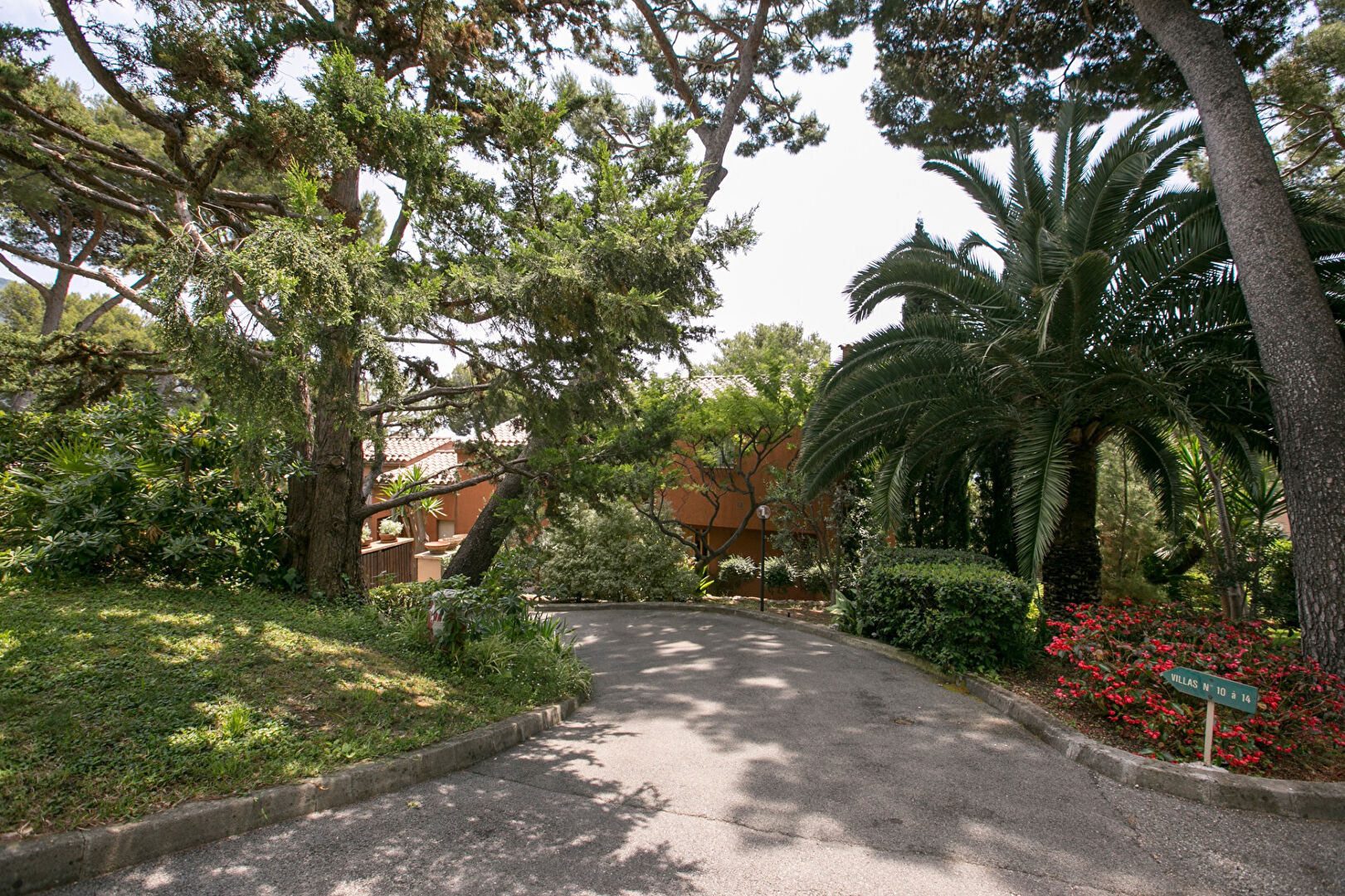 Villa  Eze Bord de Mer (06360)  - Résidence sécurisée, Piscine, Tennis  - Villa  3 pièces 75 m2