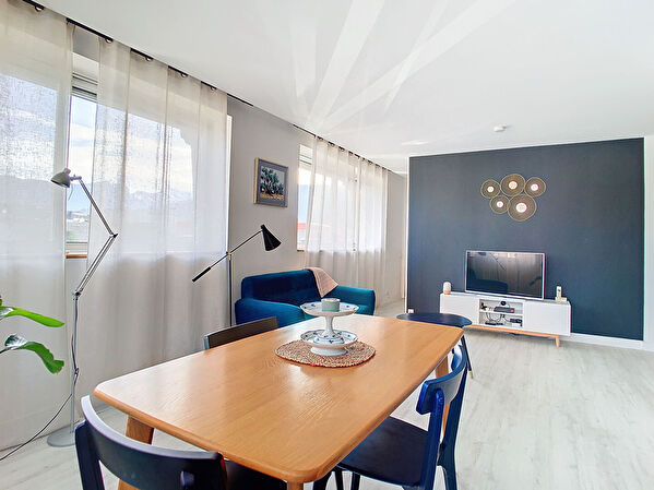 Vente par agence immobiliere à Annecy (74000)