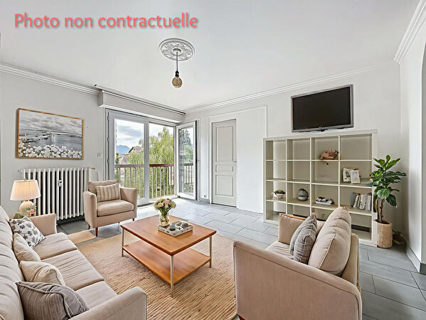 Vente par agence immobiliere à Annecy (74000)