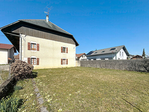Vente par agence immobiliere à Argonay (74370)