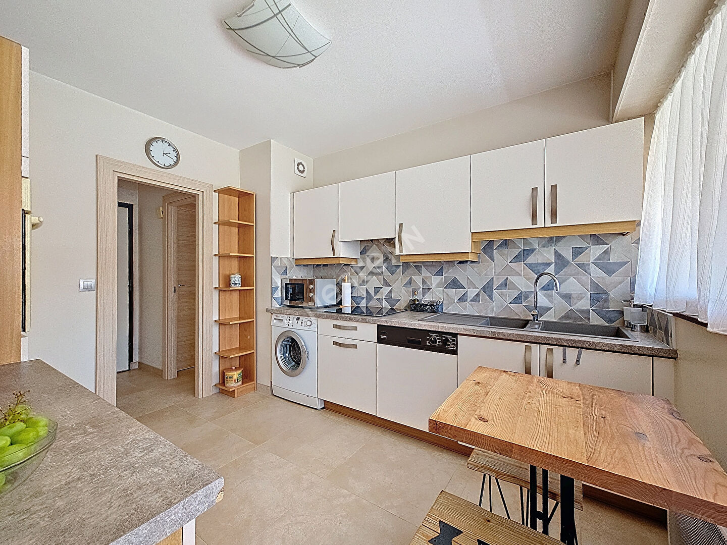 Appartement 2 pièces de 50,77 m ² au centre ville d'Annecy avec balcon