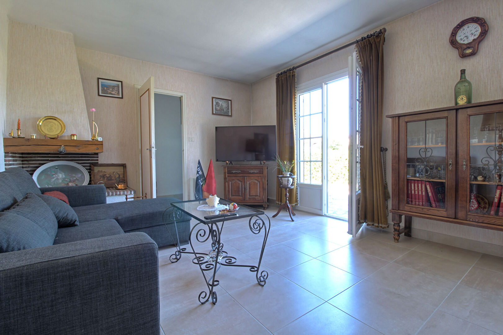 LE PASSAGE - Maison à vendre avec 3 chambres, garage et jardin.