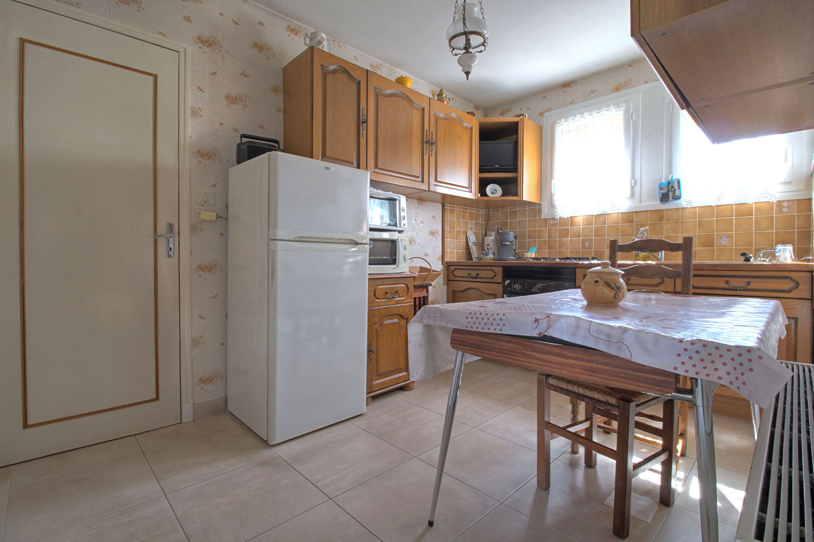 LE PASSAGE - Maison à vendre avec 3 chambres, garage et jardin.