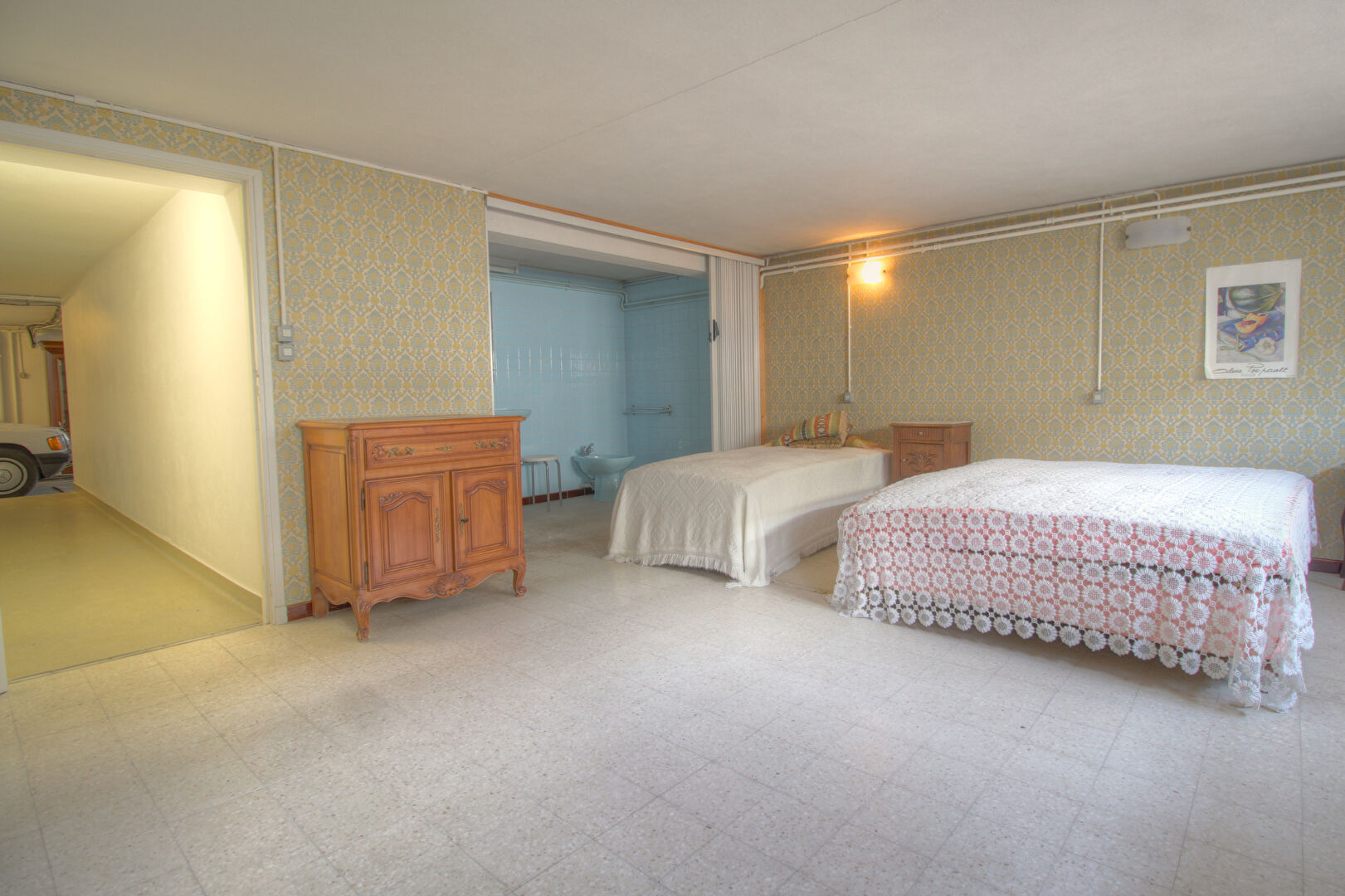LE PASSAGE - Maison lumineuse de 6 pièces avec 3 chambres, grand sous-sol et jardin autour quartier calme et résidentielle situé proche de la passerelle..