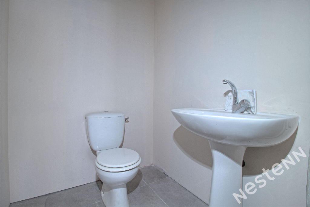 AGEN HYPER CENTRE - LOCAL COMMERCIAL 77m²