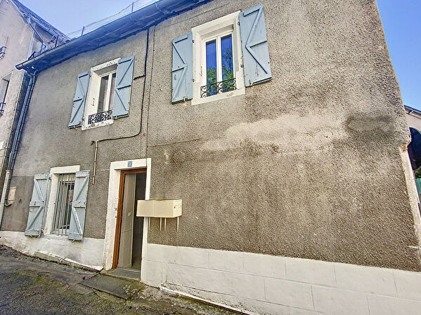 Vente par agence immobiliere à Neuvic (19160)