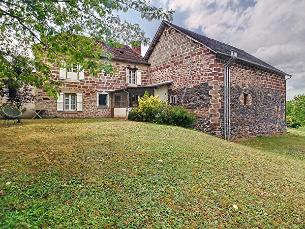 Vente par agence immobiliere à Tourtoirac (24390)