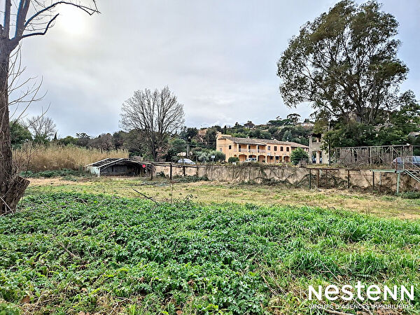 Vente par agence immobiliere à Grimaud (83310)