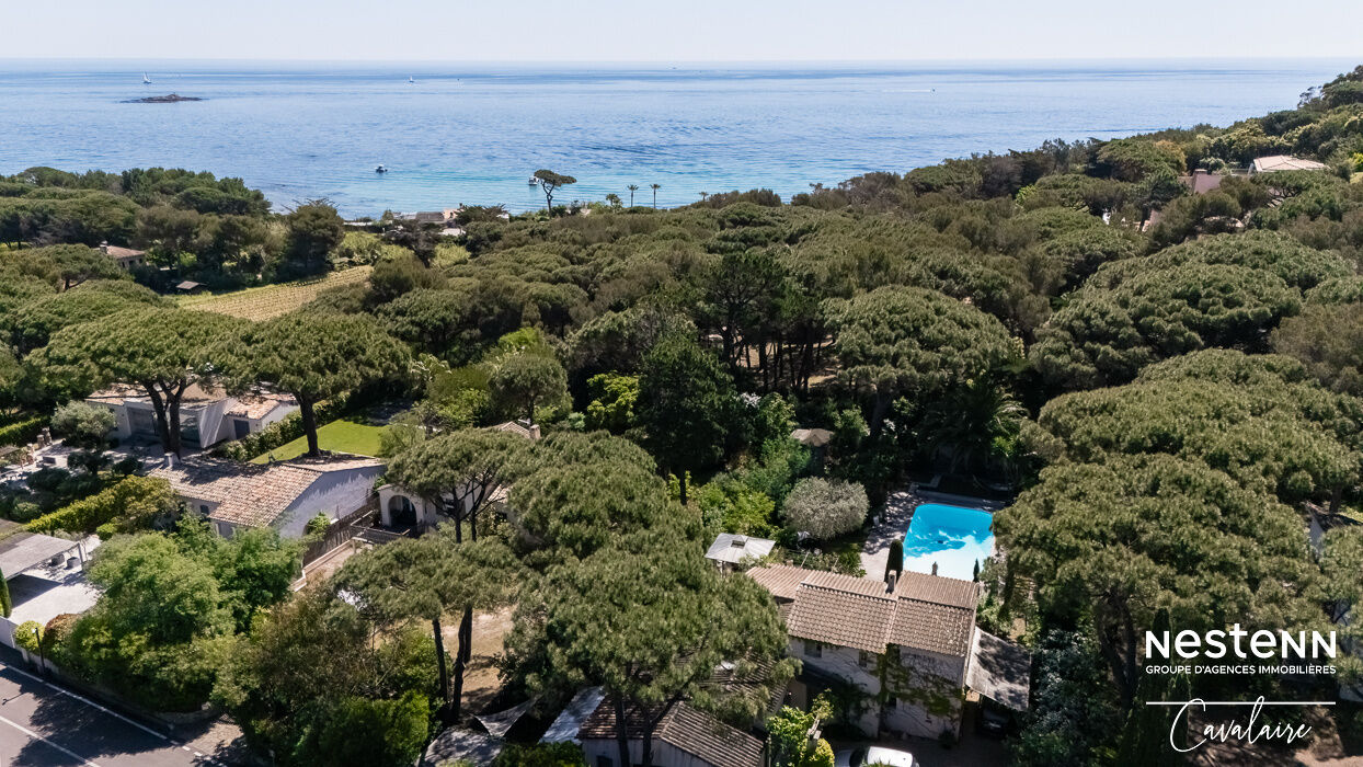 Saint-Tropez - Villa provençale de prestige à 150 m de la plage - Vente en viager occupé (sans rente)