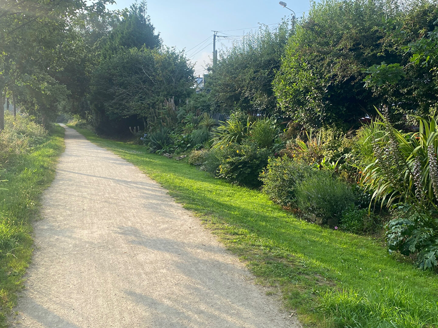 Longère à rénover de 290 m2 sur un terrain de 618m²  proche des plages