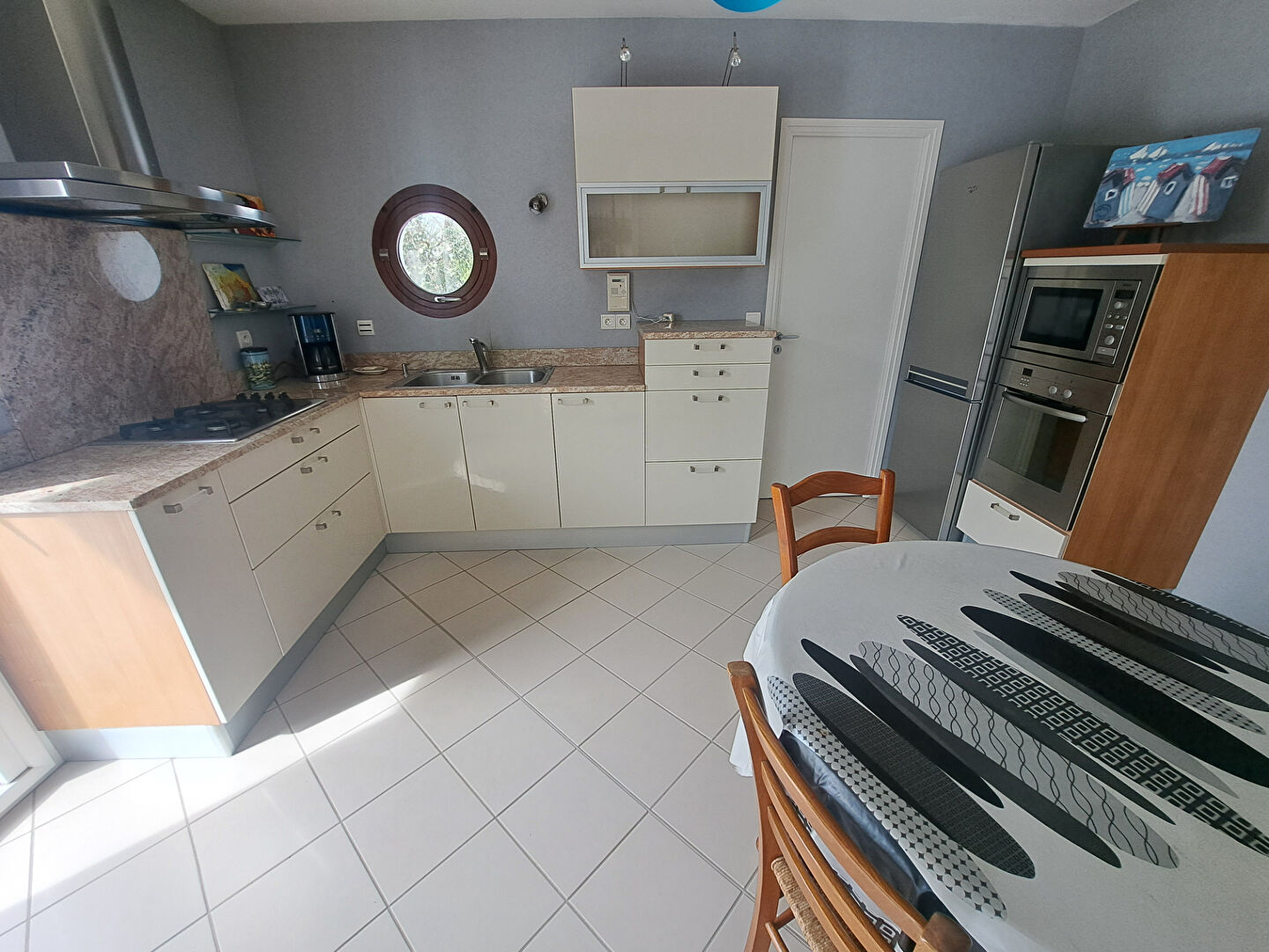 Concarneau - belle maison de 140 m² à proximité de la plage des Sables Blancs et du sentier côtier.