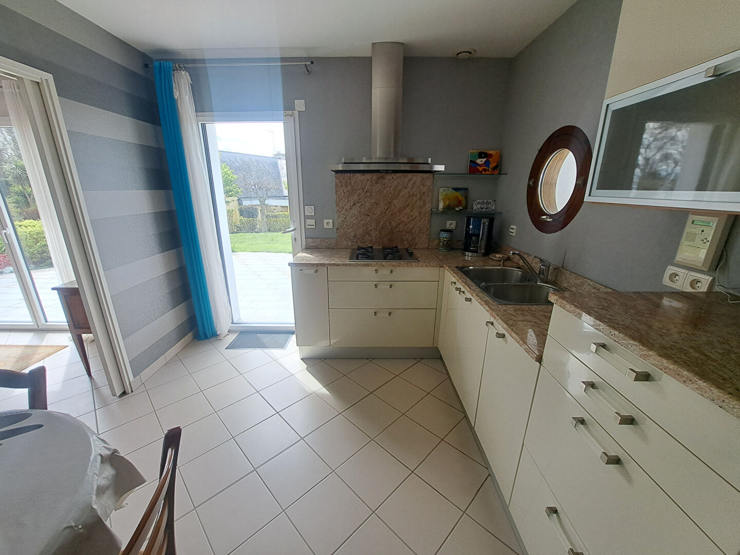 Concarneau - belle maison de 140 m² à proximité de la plage des Sables Blancs et du sentier côtier.