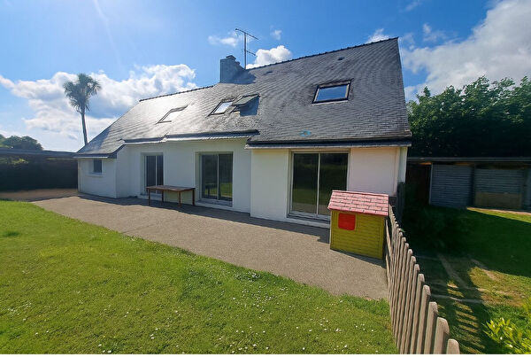Vente maison contemporaine à Pleuven (29170)