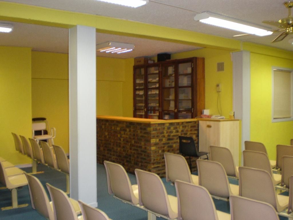 Local commercial Etampes 2 pièce(s) 180 m2
