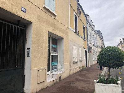 Vente local-professionnel à Brieres les scelles (91150)