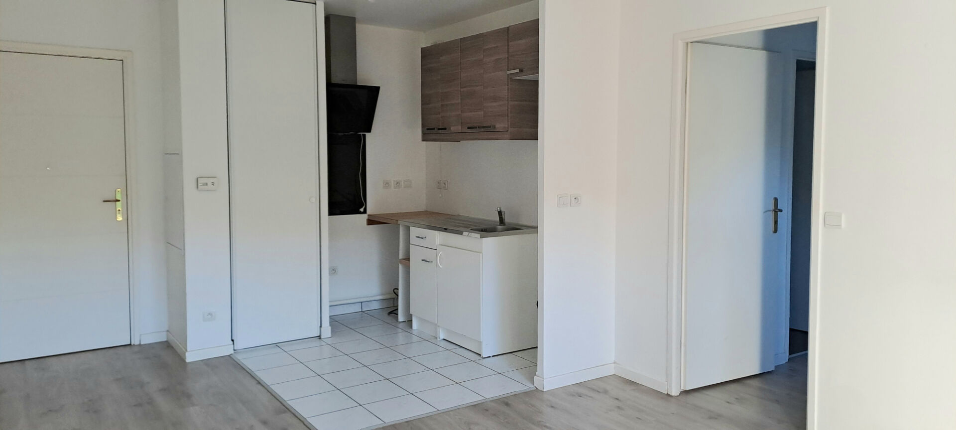 Appartement 2 pièces avec jardin et parking à Etrechy