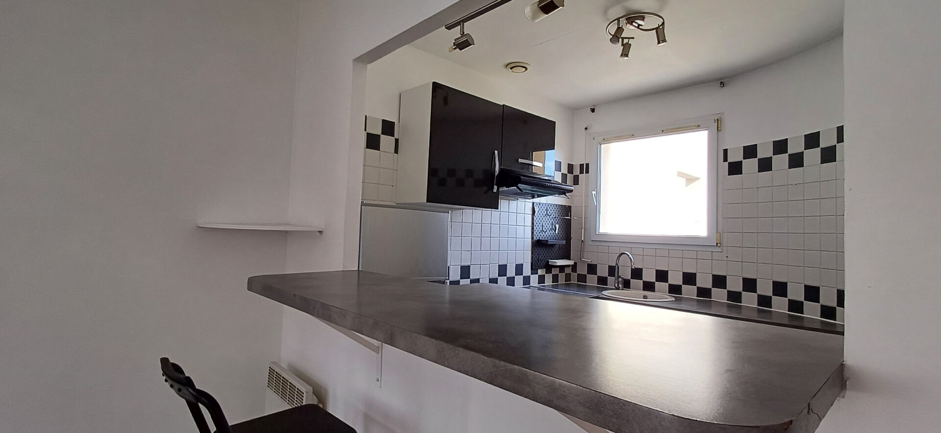 Appartement 2 pièces de 44m² avec terrasse à Etrechy Centre-ville