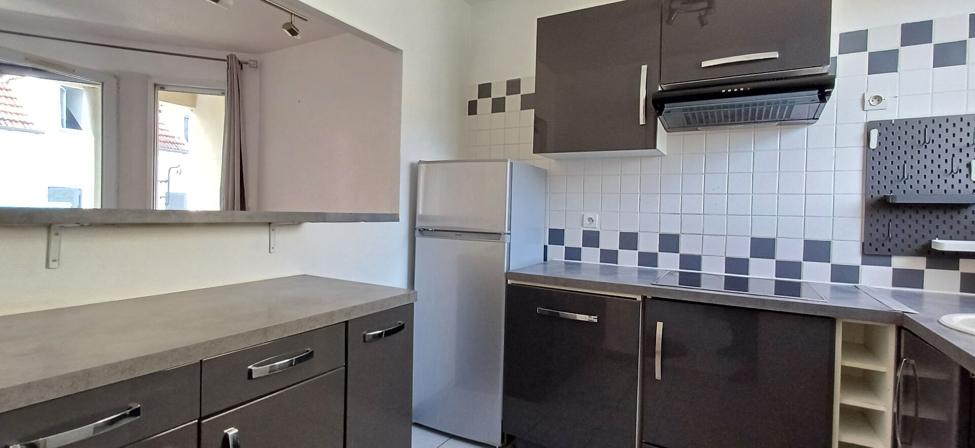 Appartement 2 pièces de 44m² avec terrasse à Etrechy Centre-ville