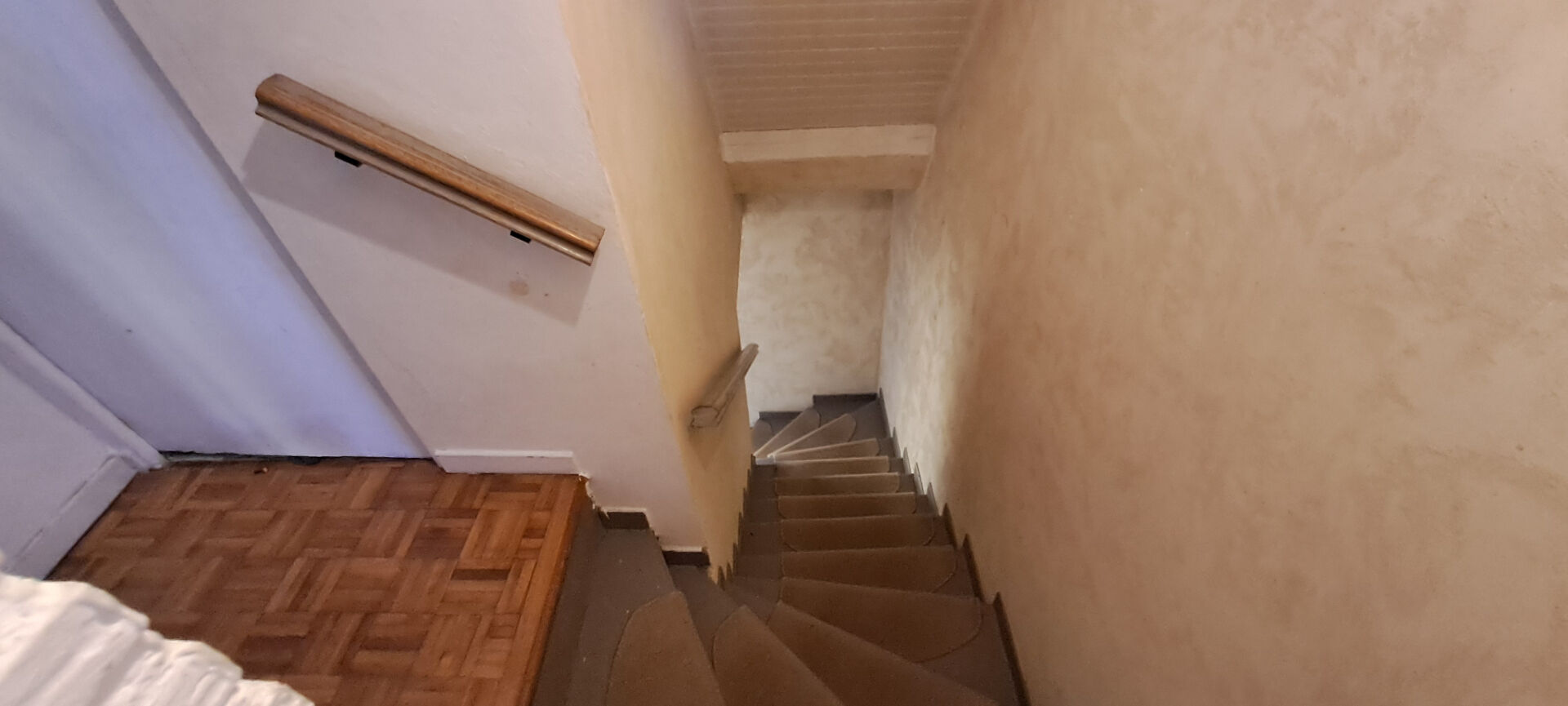 Maison de 4 chambres en pierres à Etampes avec un jardin et un garage