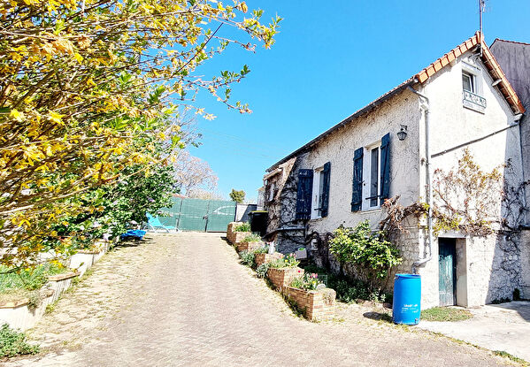 Vente par agence immobiliere à Etrechy (91580)