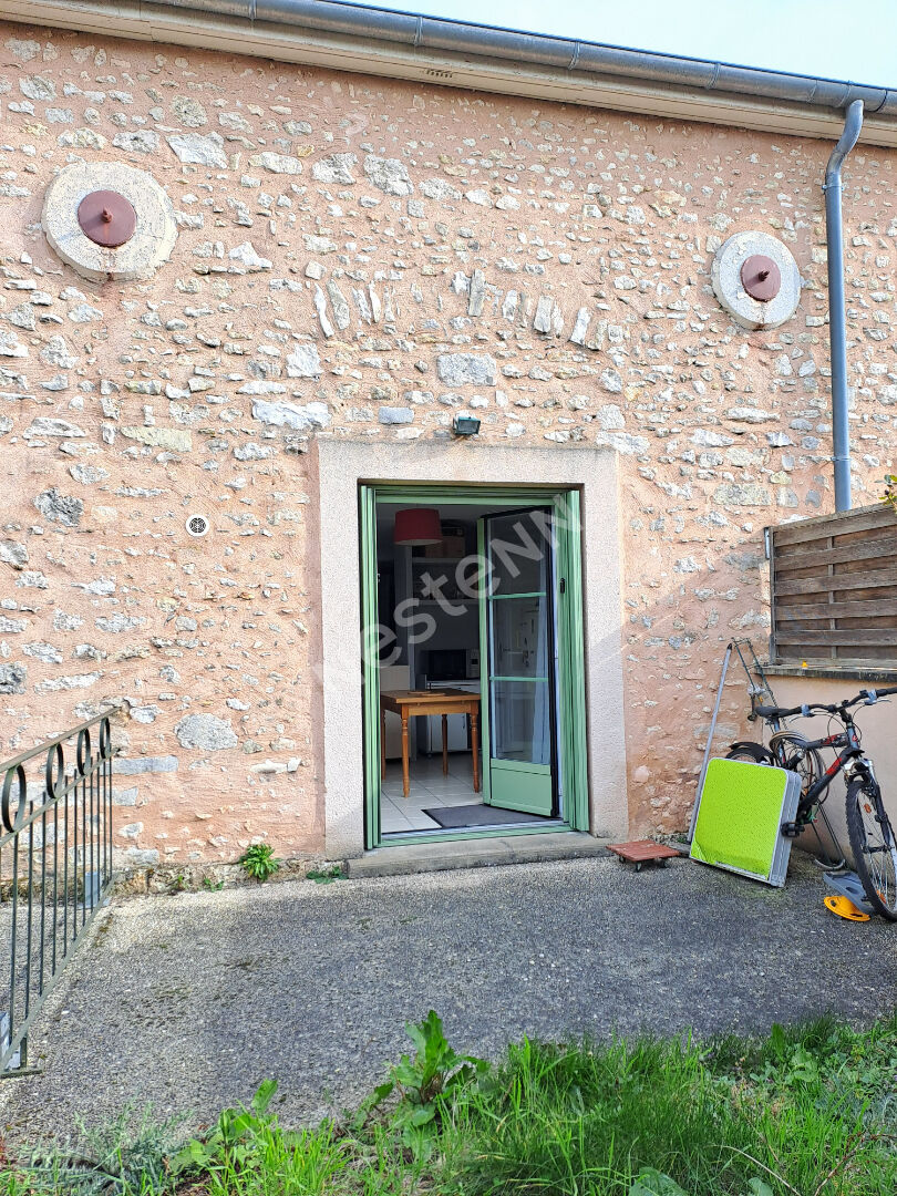 Duplex 3 pièces avec jardin et parking sécurisé à Etampes
