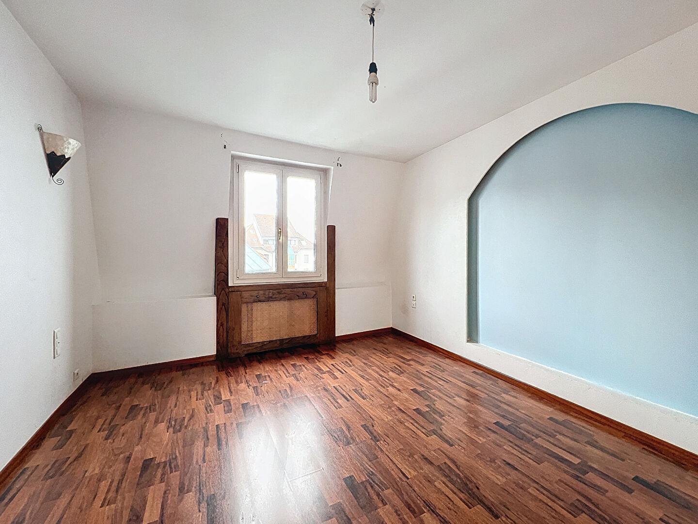 Appartement 3 pièces de plus de 85m² en plein centre ville d'Evian, proche embarcadère