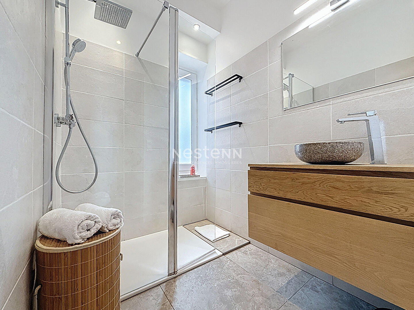 Appartement entièrement rénové à Neuvecelle 3 pièces - 60 m2