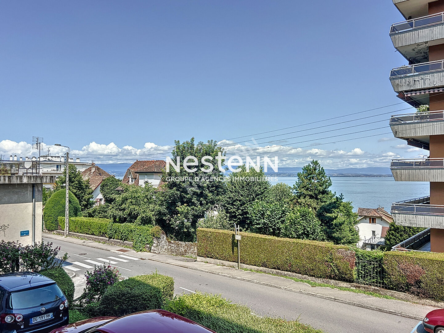 Appartement T2 centre ville Evian avec vue sur le lac