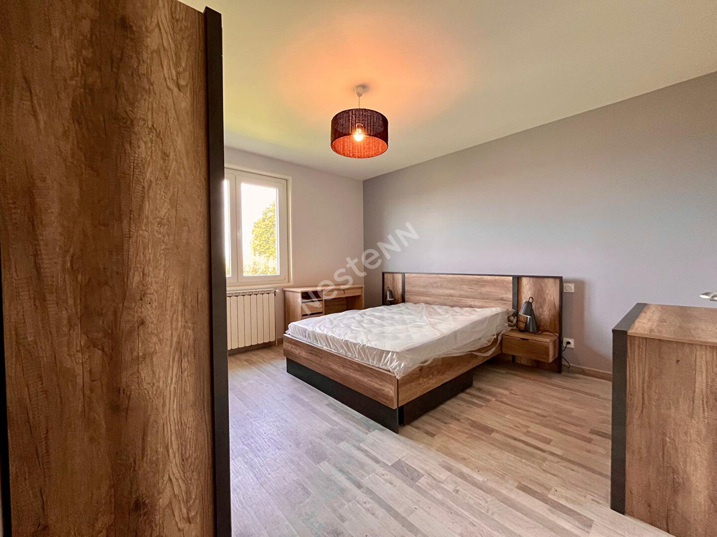 Villa sur sous-sol en plein coeur d'un village toutes commodités autoroute à 10mn