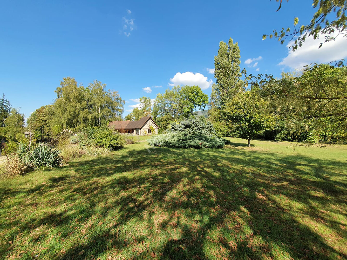 Superbe propriété de cachet de plus de 300 m² sur 1 hectare de terrain