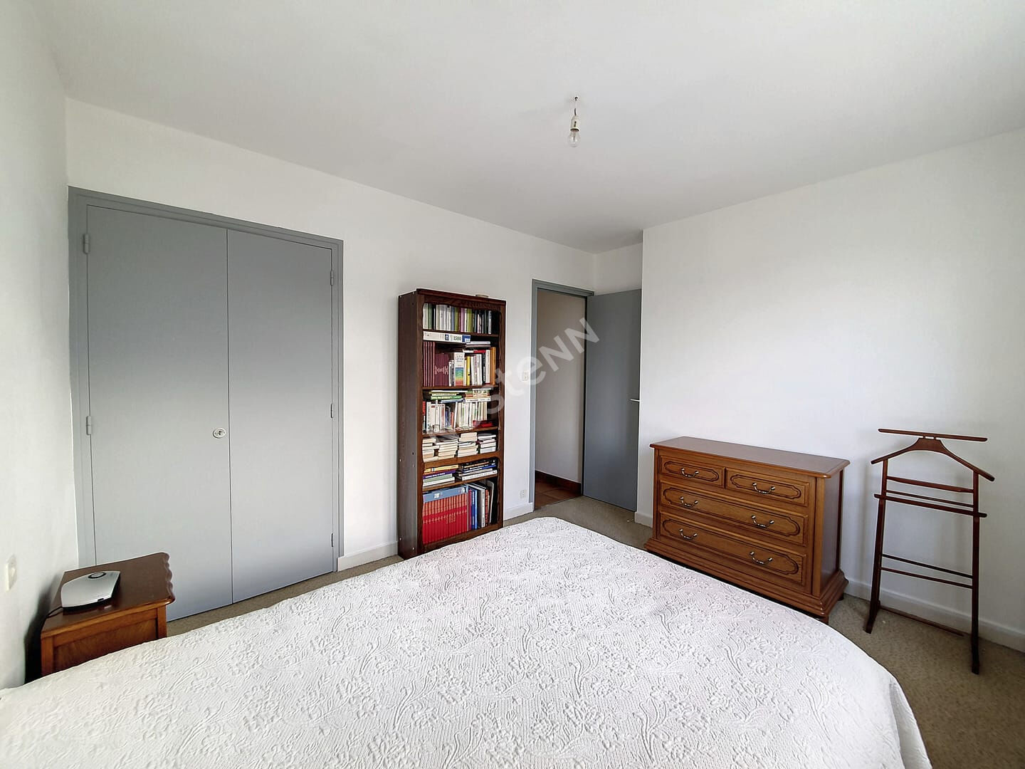 Agréable villa sur sous sol, 3 chambres sur plus de 2000m2 terrain proche Tournus