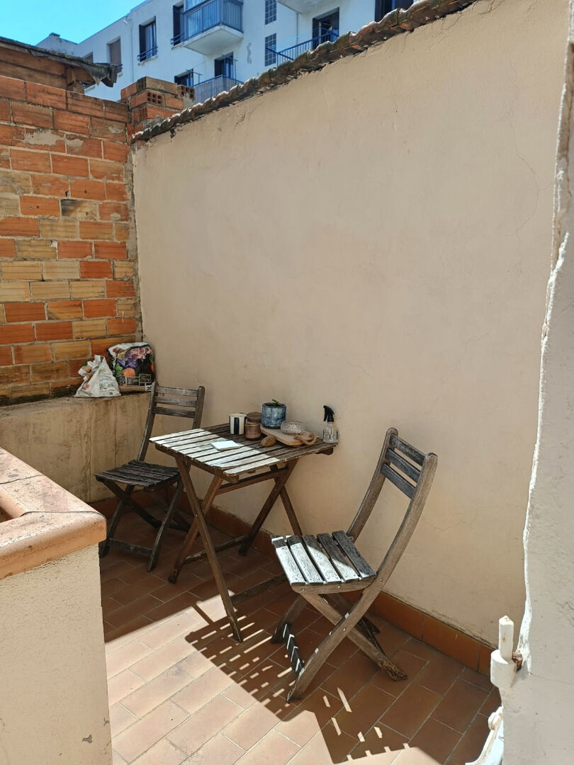 Appartement  2 pièce(s) 41 m²  balcon terrasse Quartier  Castellane Baille