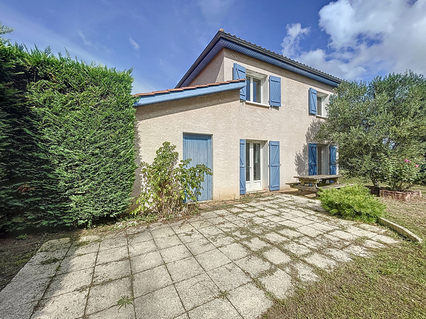 Maison Meximieux 4 pièce(s) 96 m2, 3 chambres, 1 bureau ,avec garage avec jardin de 350m2