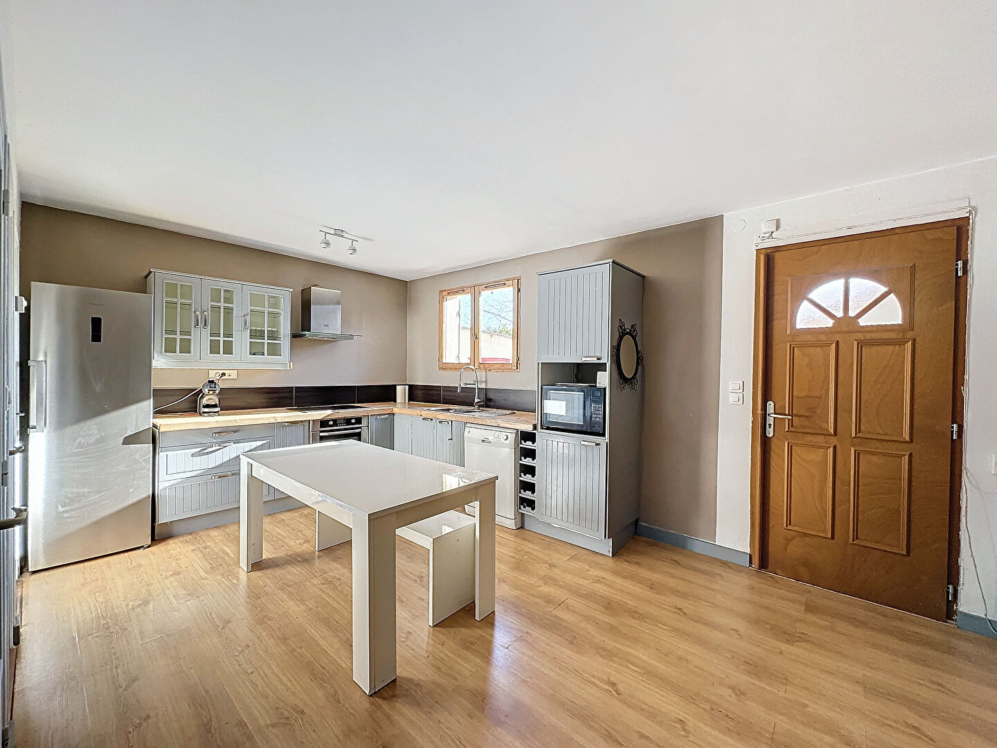 Maison Bourg Saint Christophe 3 pièce(s) 65 m2