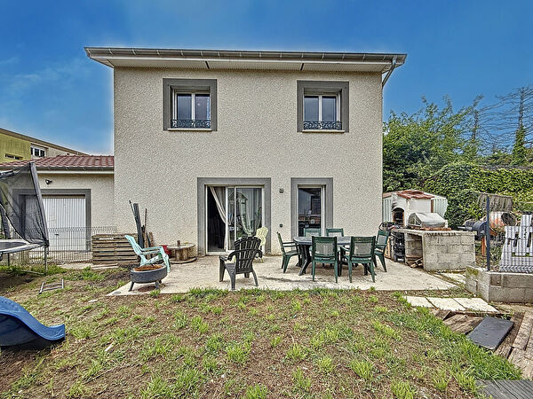Vente par agence immobiliere à Bourg en bresse (01000)