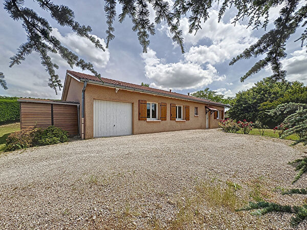 Vente par agence immobiliere à Bourg en bresse (01000)