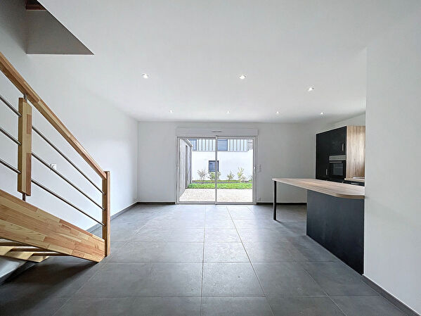 Vente par agence immobiliere à Belfort (90000)