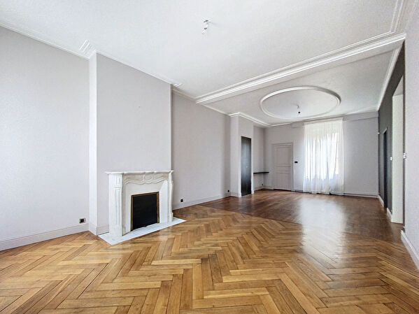 Location appartement à Nancy (54000)