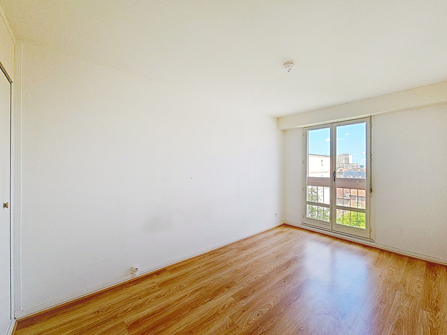 Nancy _ Parc Sainte-Marie_F4 83m²_3 chambres_ parking sous sol_DPE C