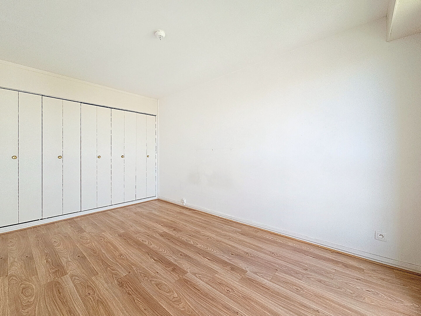 Nancy _ Parc Sainte-Marie_F4 83m²_3 chambres_ parking sous sol_DPE C