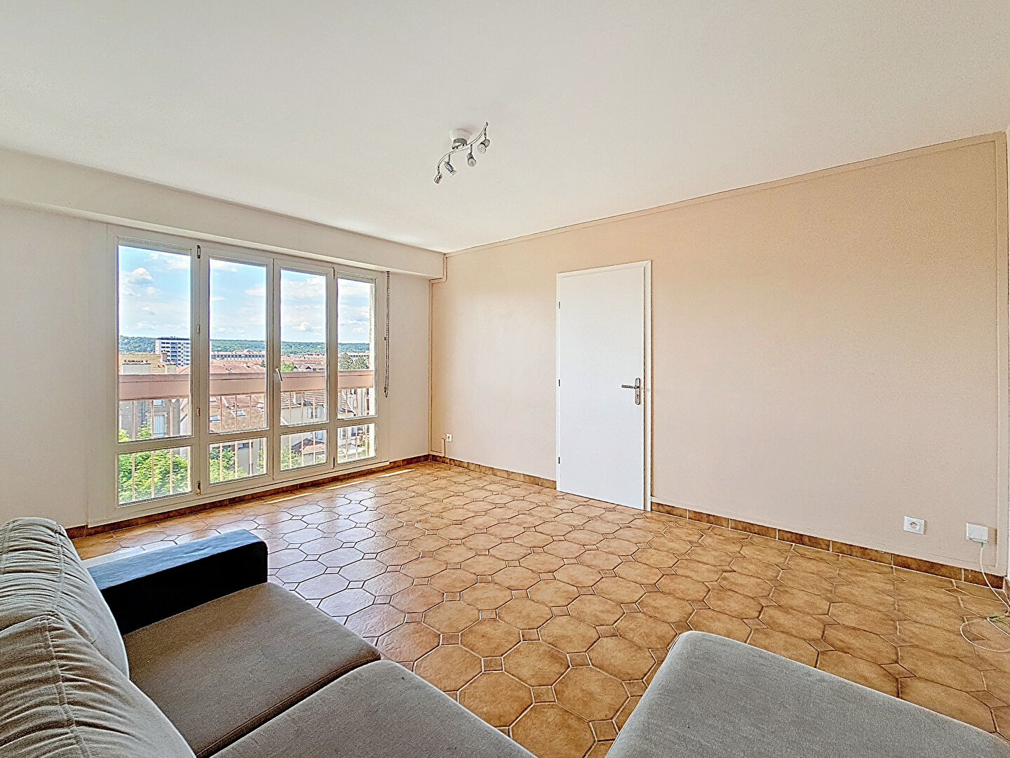 Nancy _ Parc Sainte-Marie_F4 83m²_3 chambres_ parking sous sol_DPE C