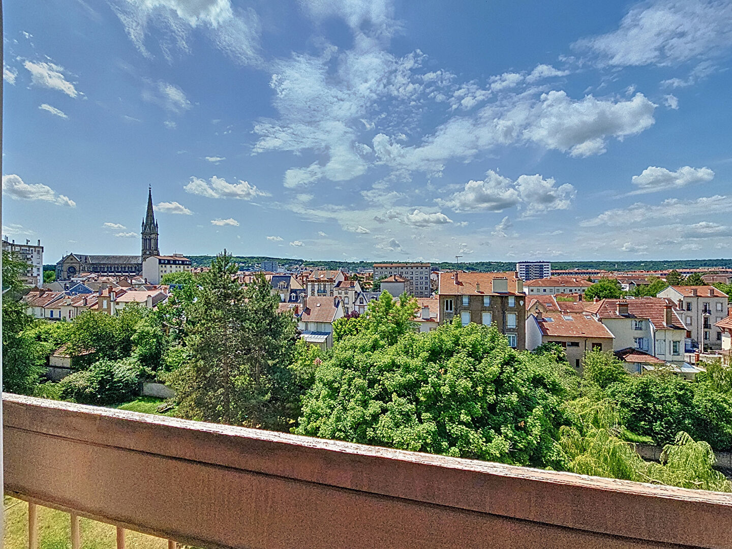 Nancy _ Parc Sainte-Marie_F4 83m²_3 chambres_ parking sous sol_DPE C