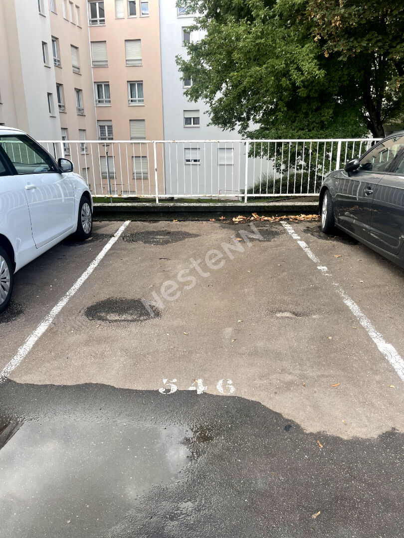 Parking / box Nancy 9 m2 A LOUER - NANCY - ARTEM - THERMAL- GENERAL LECLERC