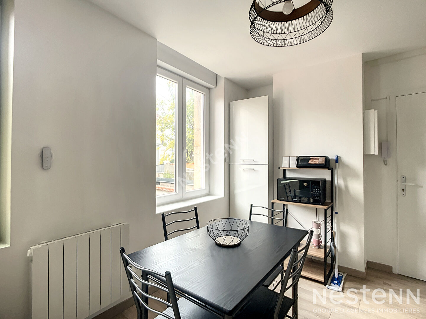 Appartement  Meublé 2 pièces de 32 m2 - SECTEUR AVENUE DE STRASBOURG - BD LOBAU