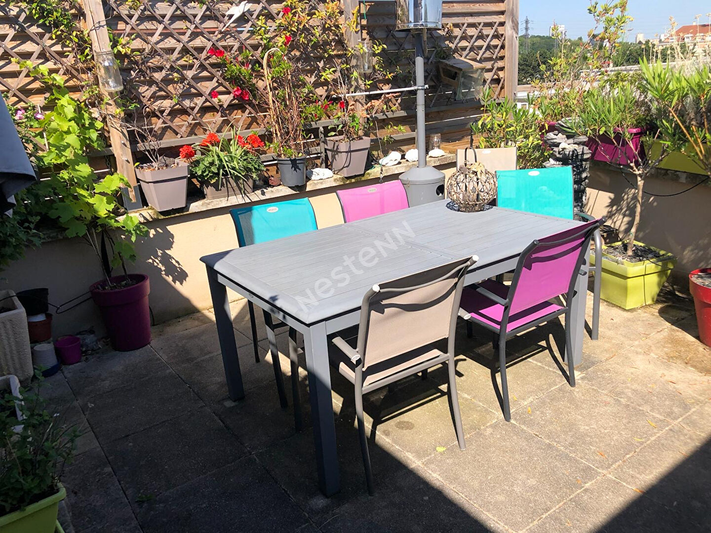 3 Pièces TERRASSE DERNIER ETAGE Proche Parc à Neuilly sur Marne