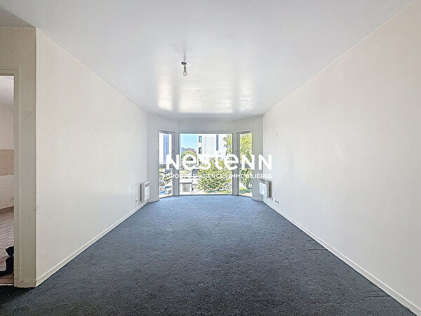 Vente par agence immobiliere à Saint denis (93200)