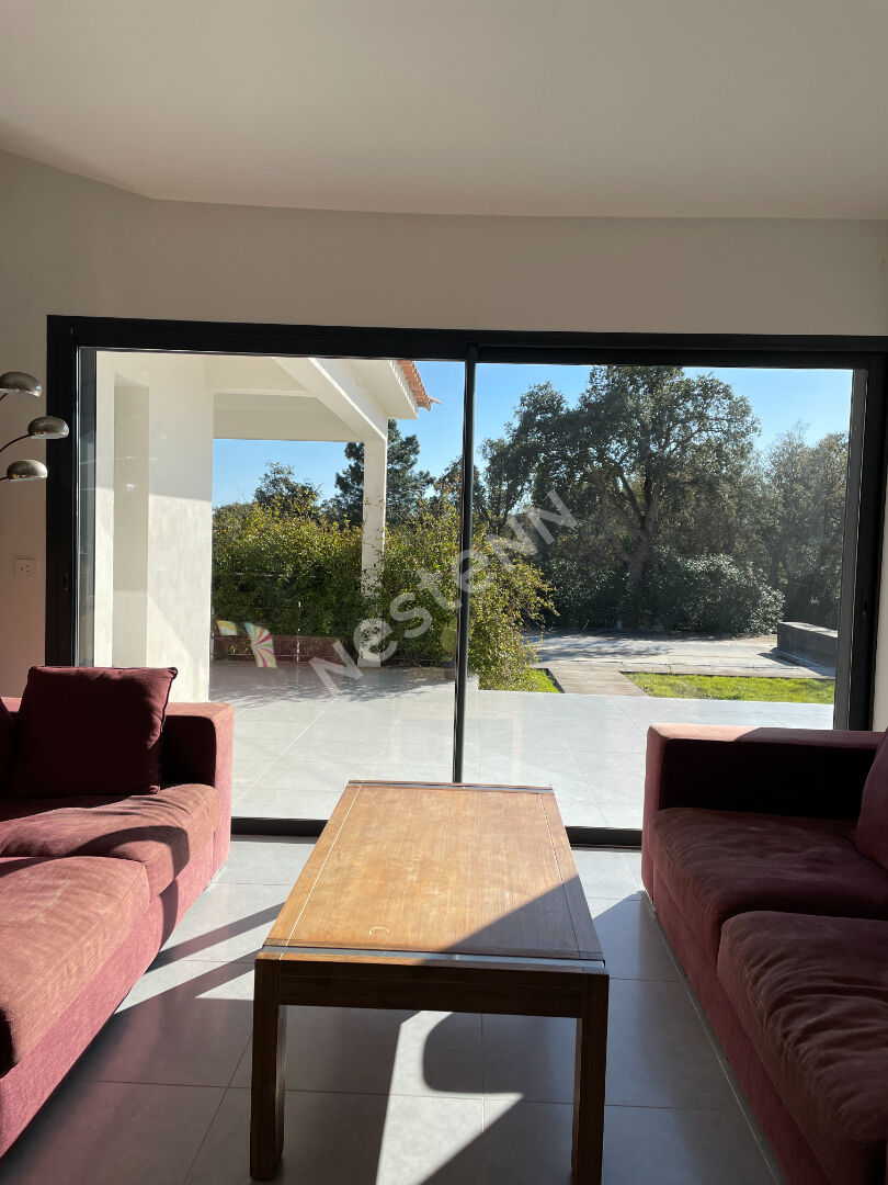Maison Sainte Lucie De Porto-vecchio 6 pièce(s) 165 m2 à 3 min de la mer