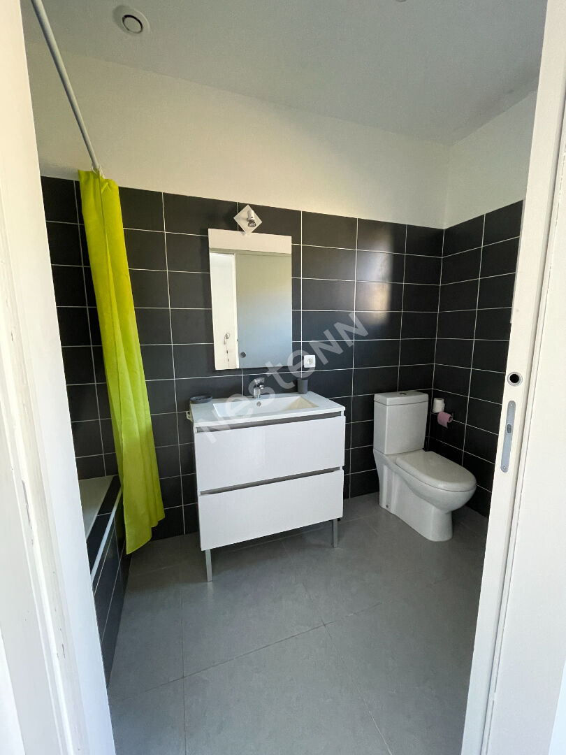 Maison Sainte Lucie De Porto-vecchio 6 pièce(s) 165 m2 à 3 min de la mer