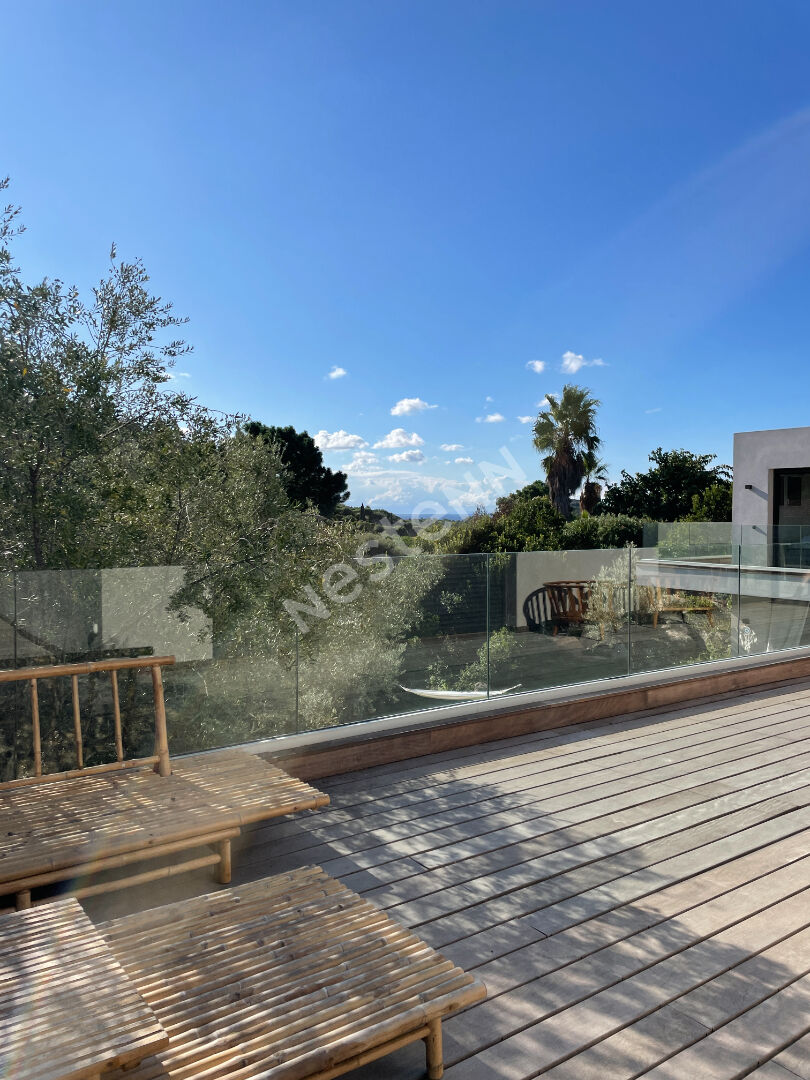 Villa aperçu mer  6 pièce(s) 150 m2
